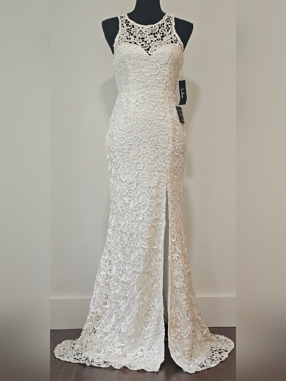 LULUS Women's White Crochet Lace Sleeveless Mermaid Wedding‎ Dress. Size XS